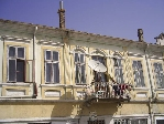 HISTORIC APARTMENT!
