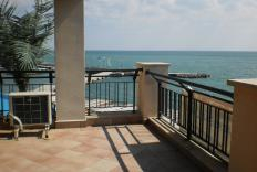 Апартамент с изглед към морето в Марина Сити