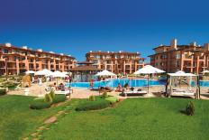 Kaliakria Gardens apartments - overviewing Thracian Cliffs Golf Course