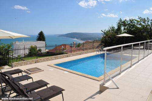 Villa with great sea view!
